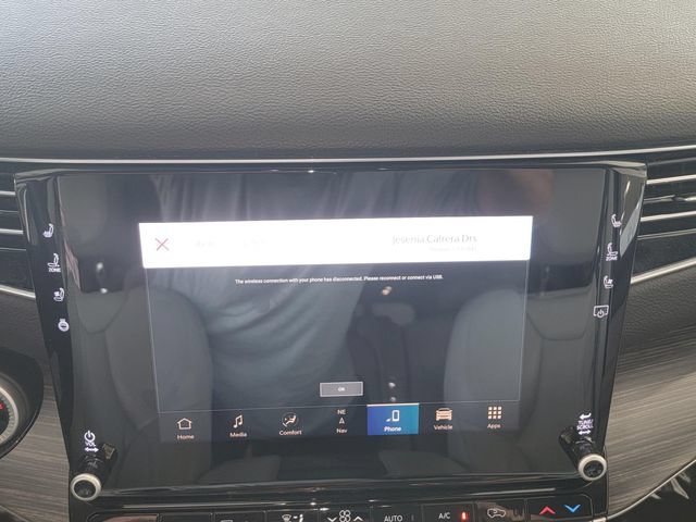 Certified 2023 Jeep Wagoneer L Series II AWD/4WD image 26