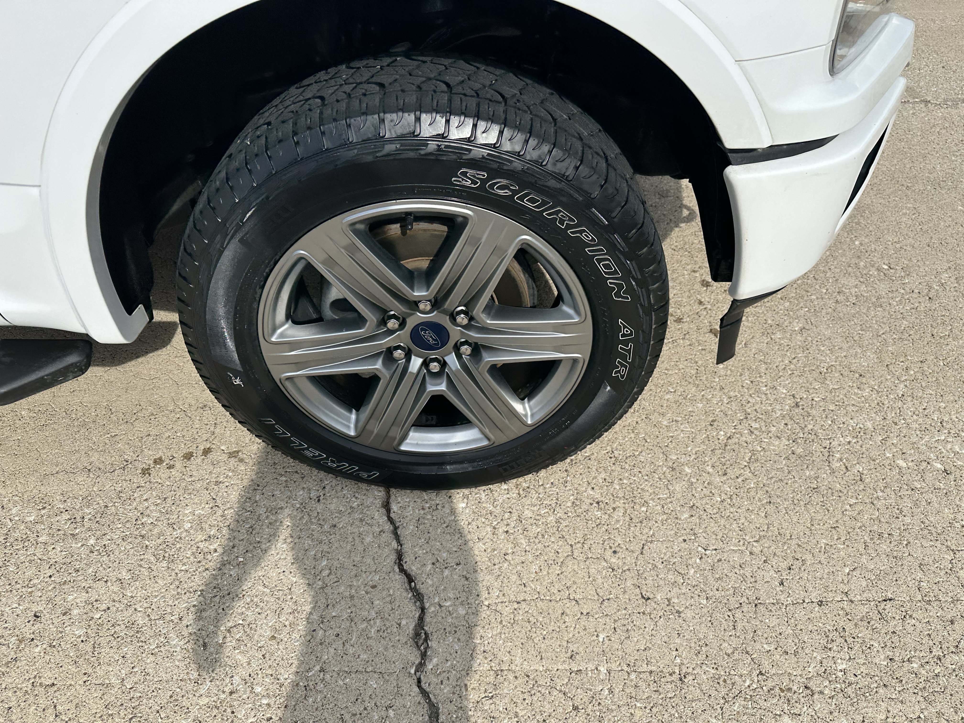 Used 2019 Ford F150 XLT w/ Equipment Group 302A Luxury AWD/4WD image 2