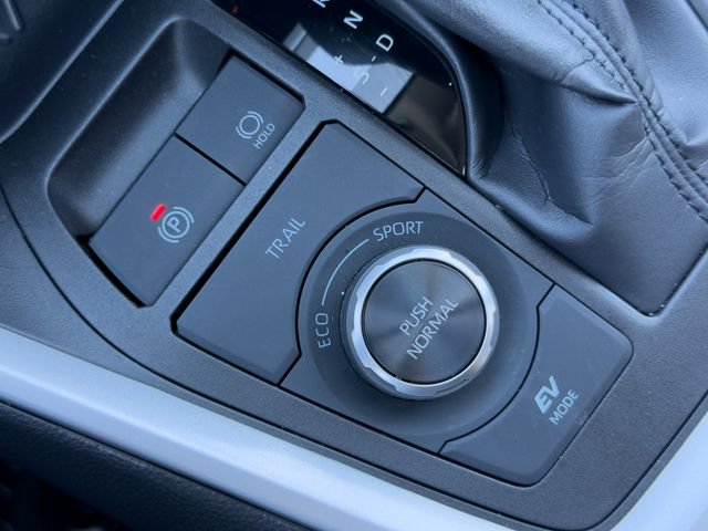 Certified 2025 Toyota RAV4 XLE w/ Convenience Package AWD/4WD image 42