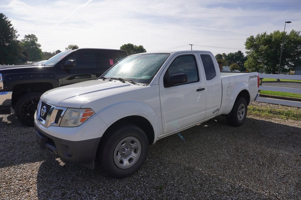 Used 2013 Nissan Frontier S RWD image 1