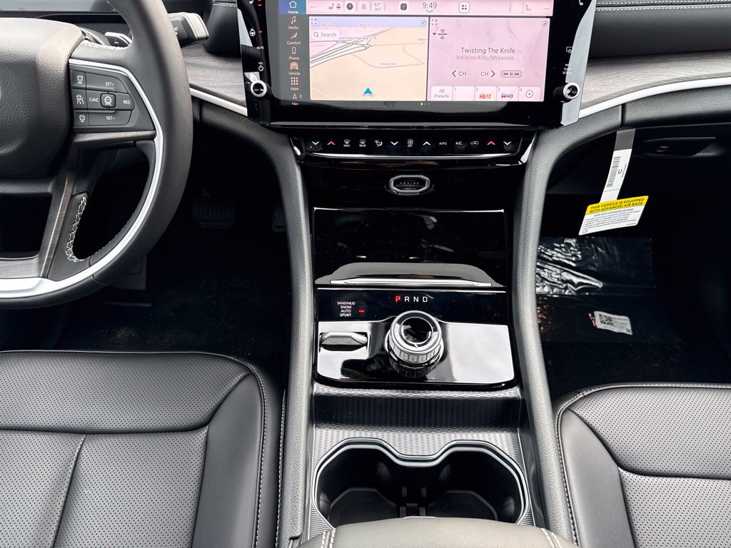 New 2027 Jeep Grand Cherokee Limited AWD/4WD image 19