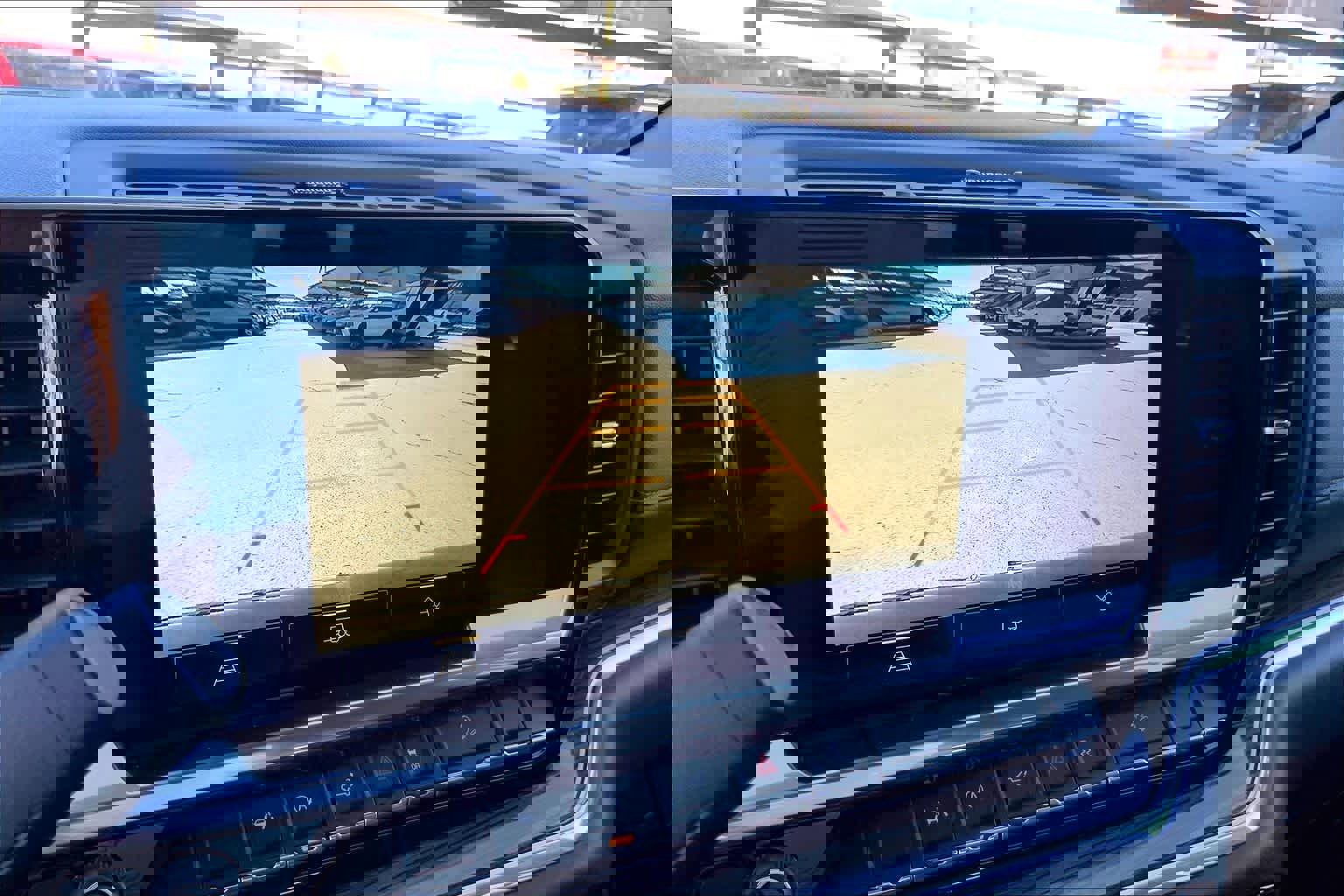 Used 2024 Chevrolet Silverado 1500 LT w/ Z71 Off-Road Package image 25