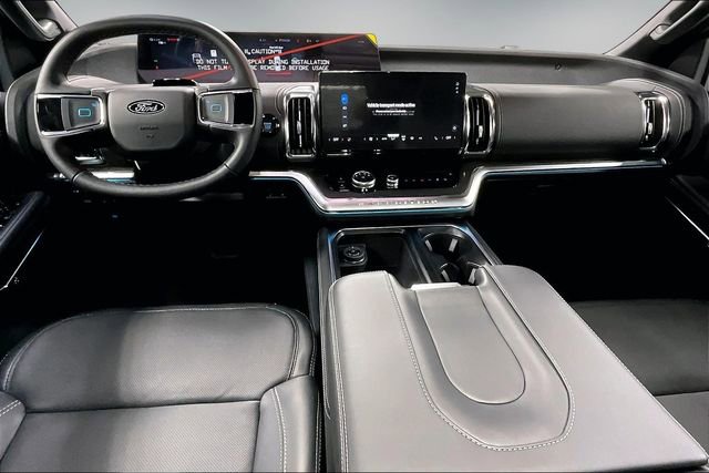 New 2026 Ford Expedition Max Platinum w/ Stealth Performance Package AWD/4WD image 7