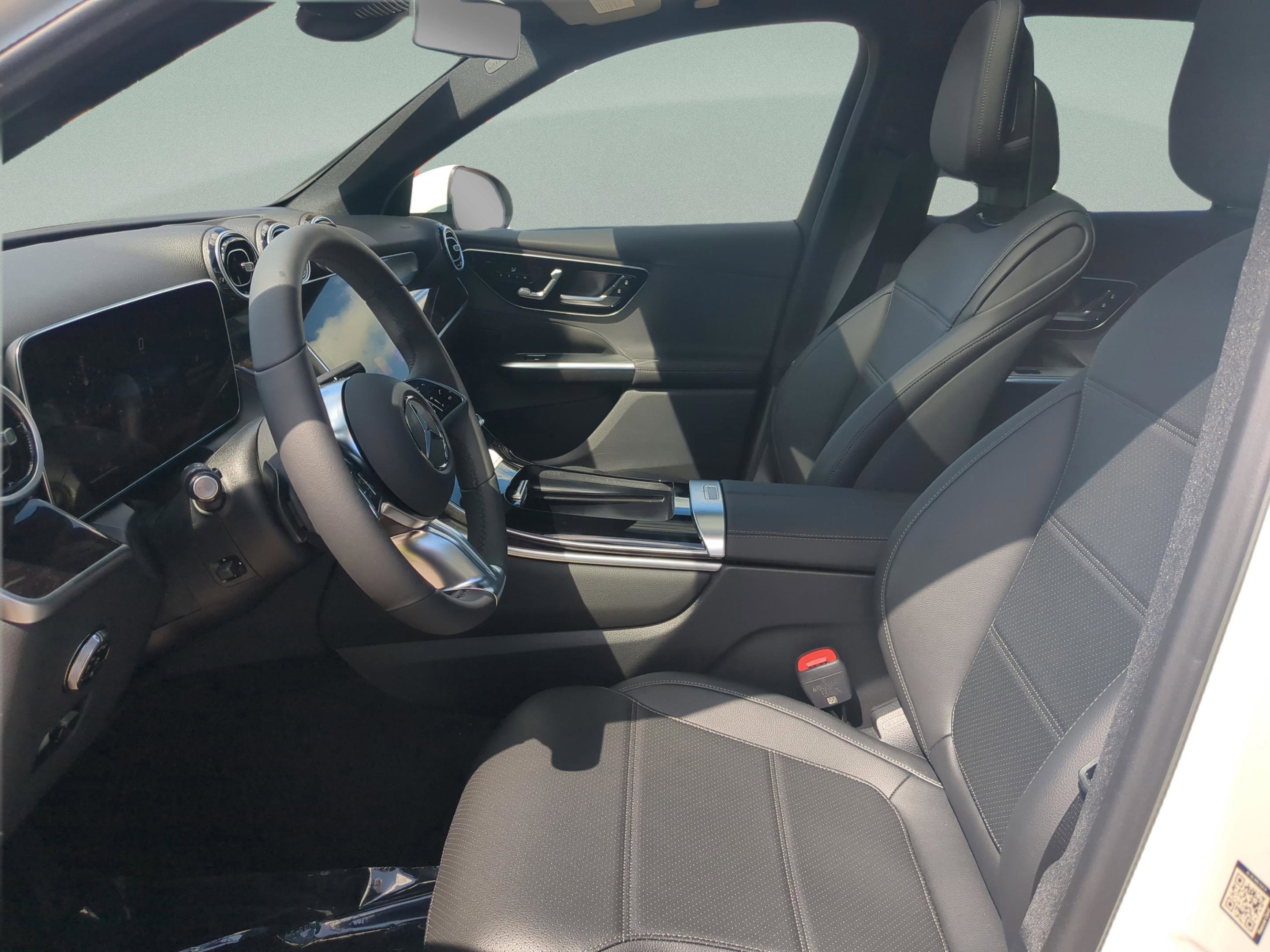 Certified 2026 Mercedes-Benz GLC 300 image 22