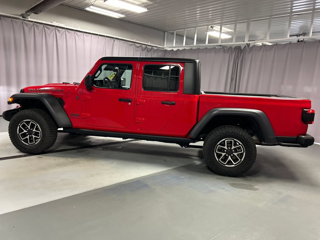 Used 2026 Jeep Gladiator Rubicon AWD/4WD image 4