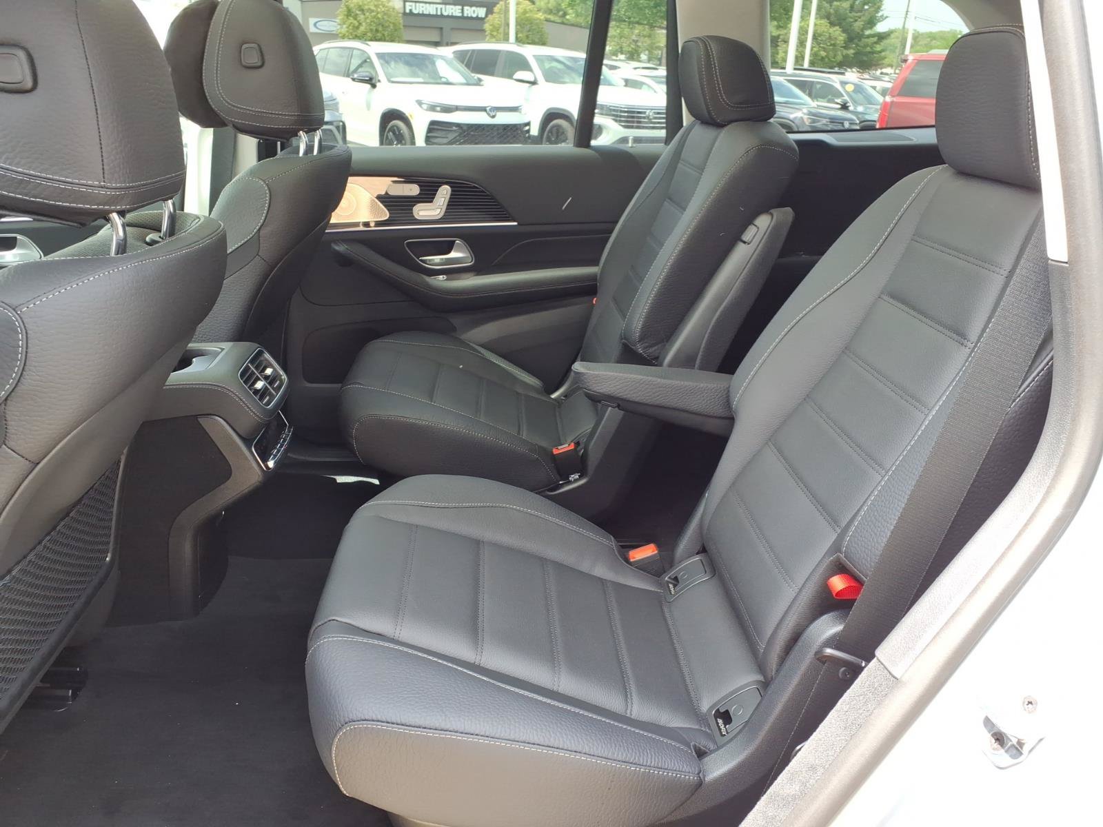 New 2026 Mercedes-Benz GLS 450 4MATIC image 7