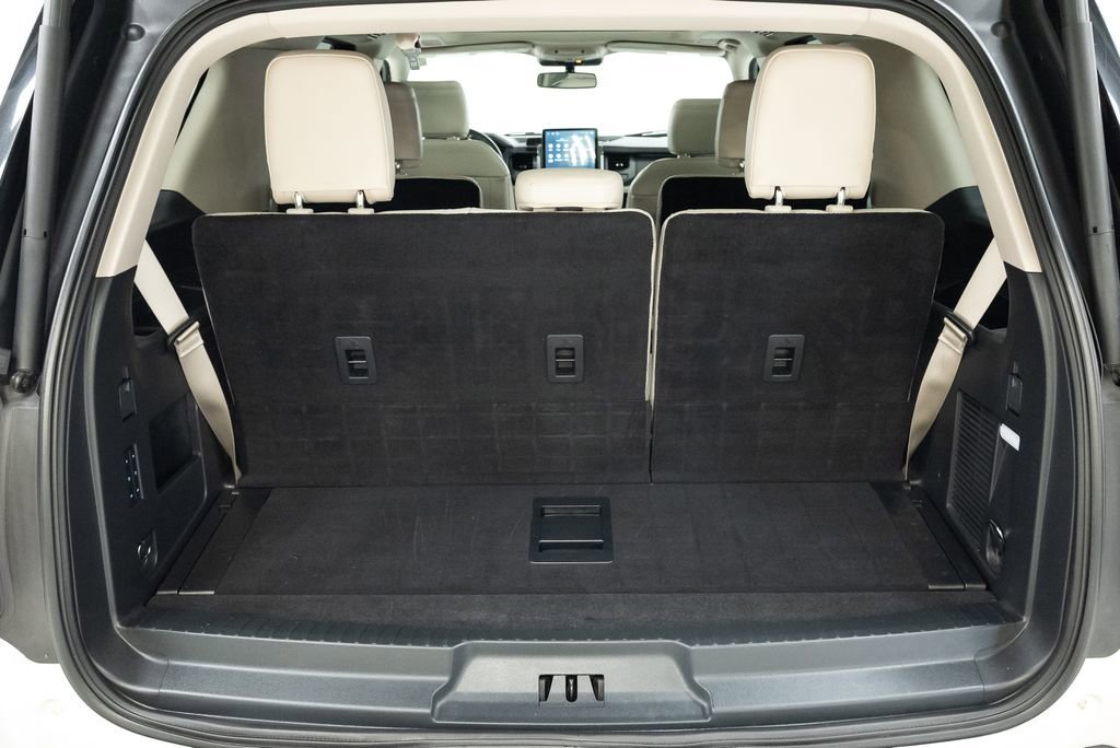 Used 2024 Ford Expedition Platinum AWD/4WD image 36