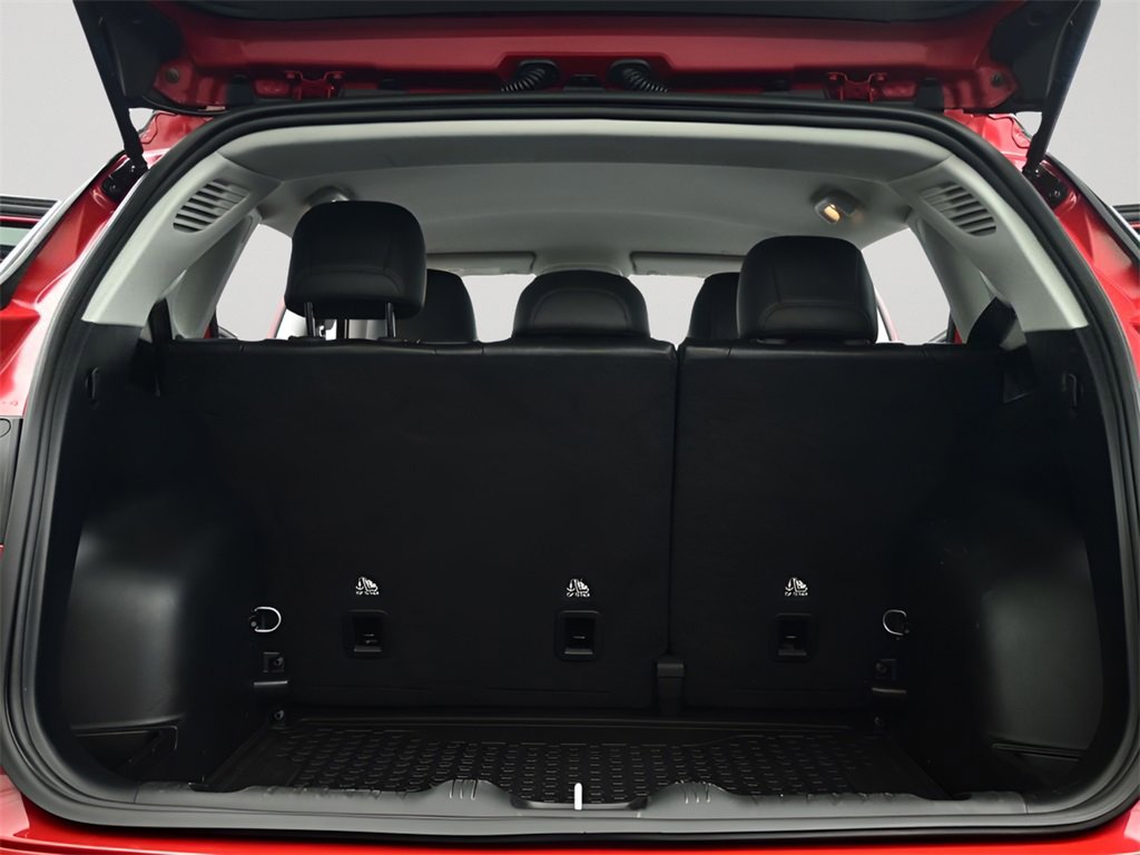 Used 2020 Jeep Compass Latitude image 9