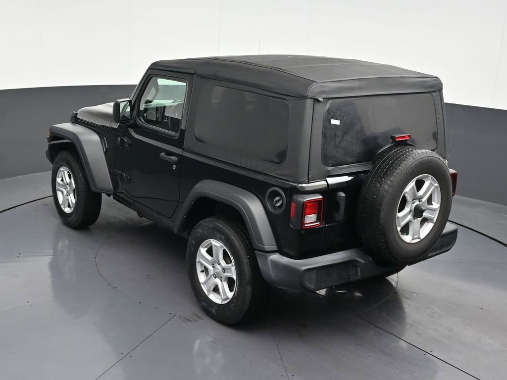 Used 2022 Jeep Wrangler Sport AWD/4WD image 16