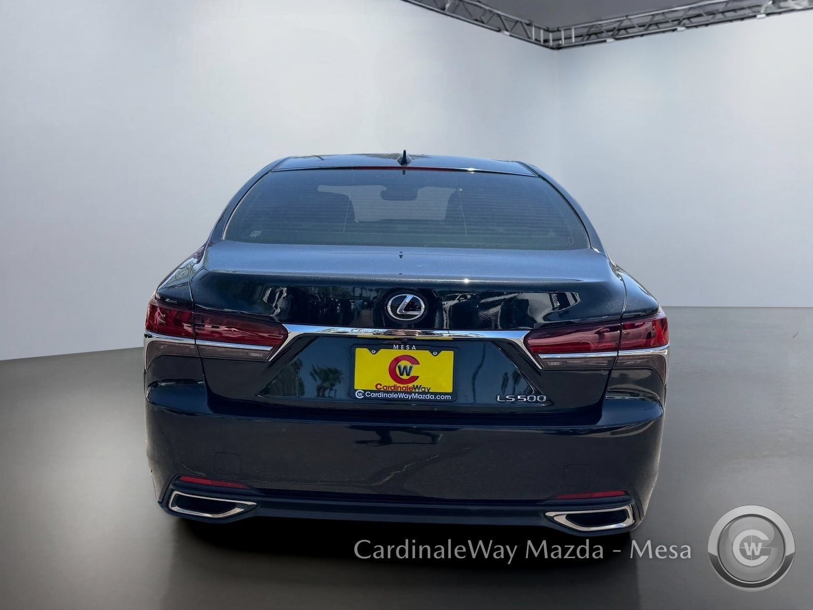 Used 2019 Lexus LS 500 w/ Accessory Package (Z1) RWD image 5