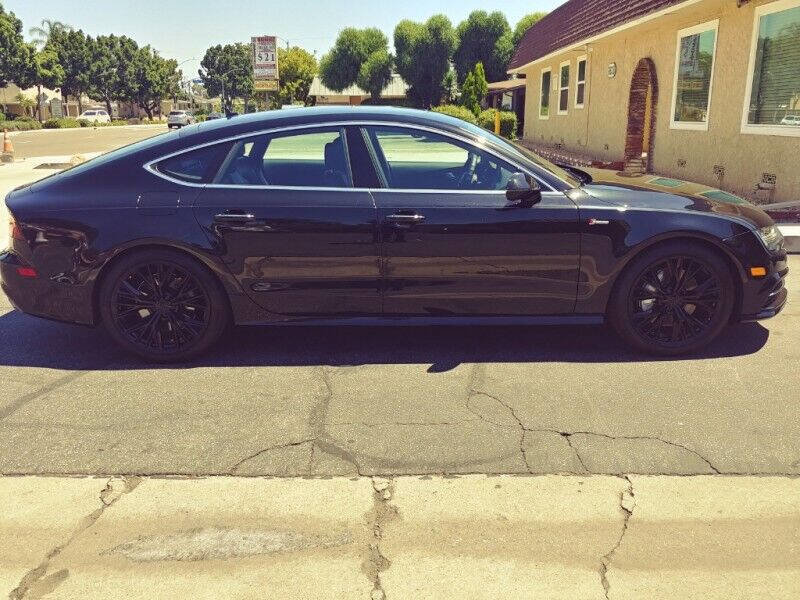 Used 2017 Audi A7 3.0T Premium Plus w/ 20" Wheel & Tire Package image 3