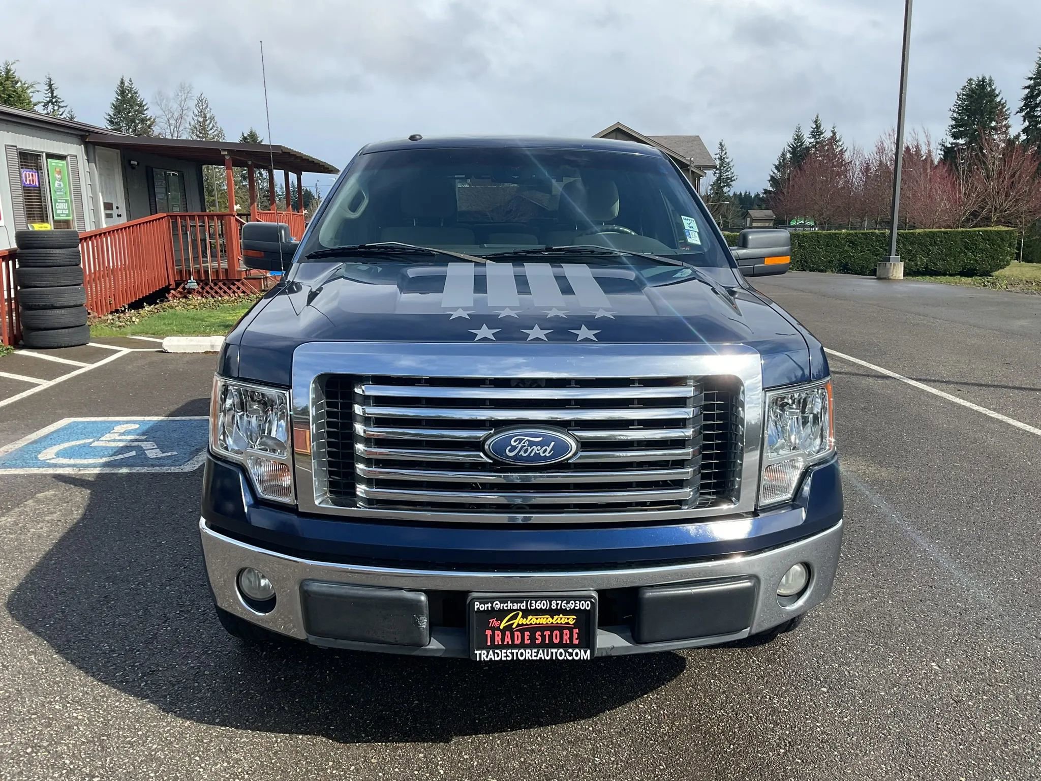 Used 2010 Ford F150 XLT image 8