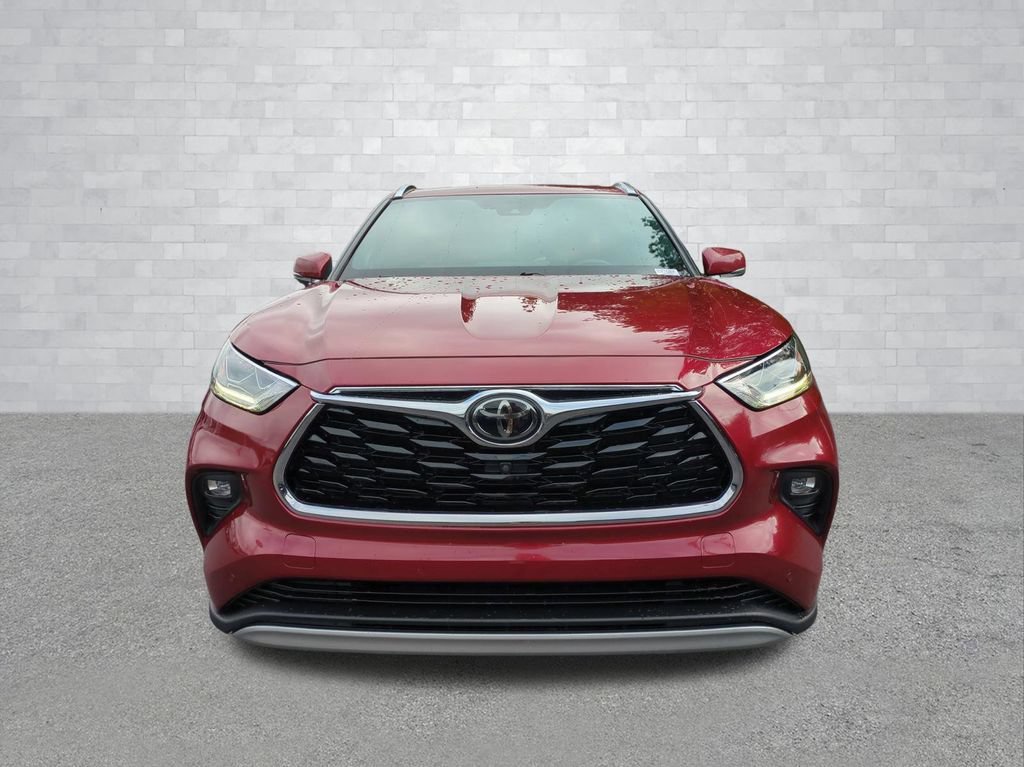 Used 2021 Toyota Highlander Platinum FWD image 11