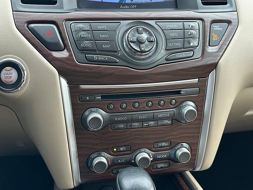 Used 2018 Nissan Pathfinder Platinum image 31