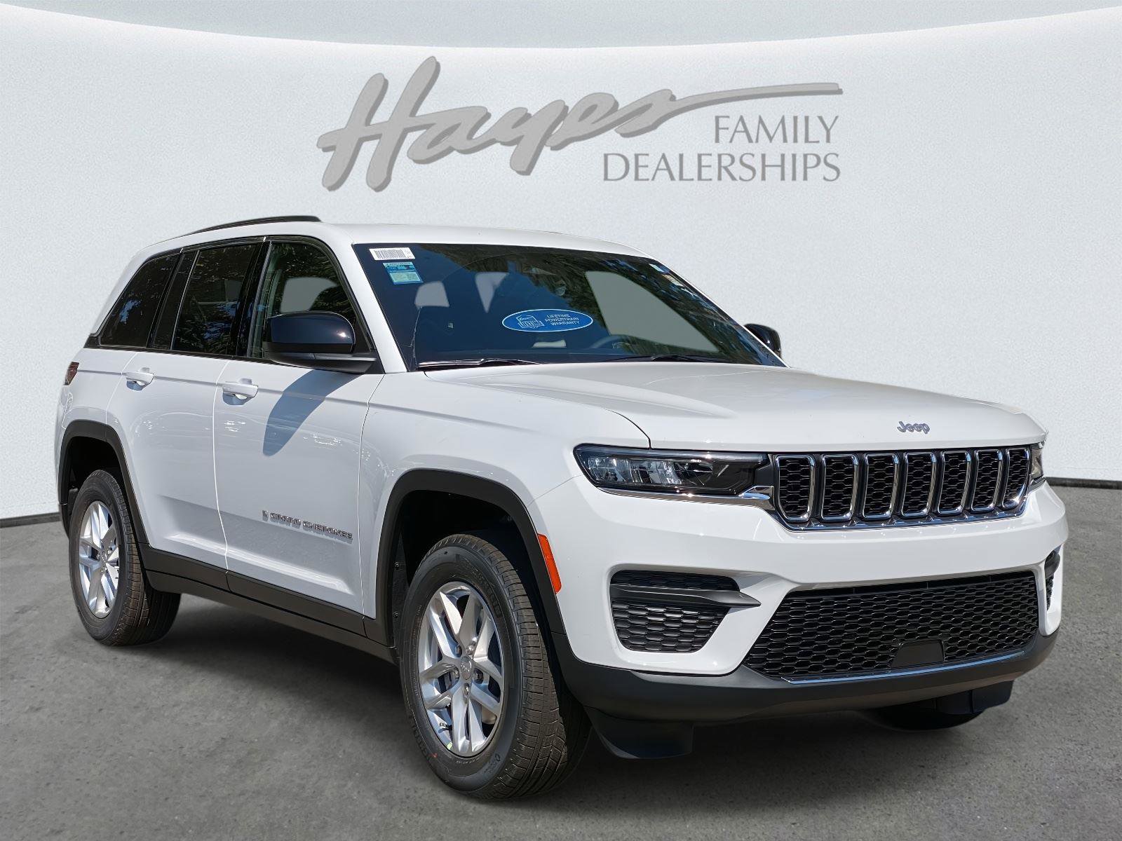 New 2025 Jeep Grand Cherokee Laredo X w/ Luxury Tech Group I image 2