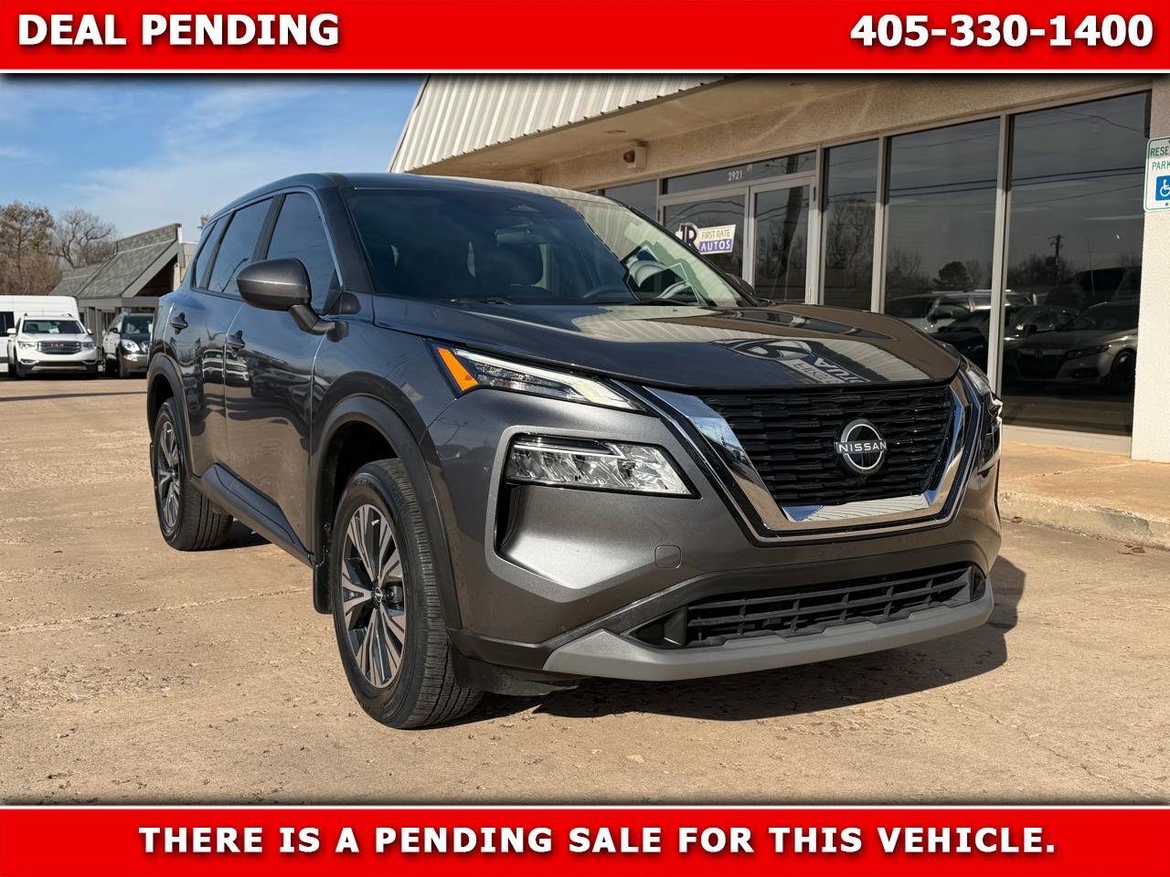 Used 2023 Nissan Rogue SV image 1