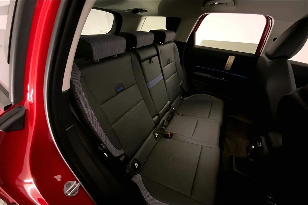 Certified 2025 MINI Cooper Countryman S w/ Comfort Package Max image 15