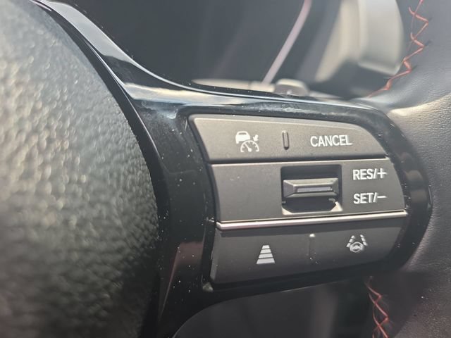 Used 2025 Honda Pilot Sport image 19