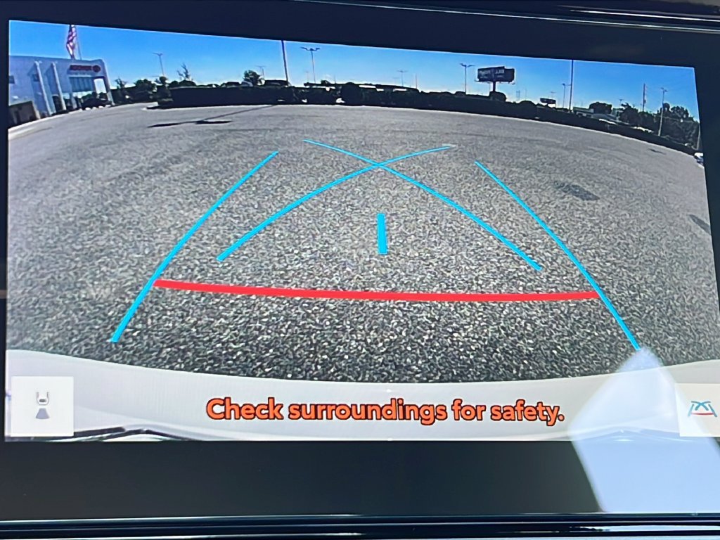 Used 2025 Toyota Camry SE FWD image 16