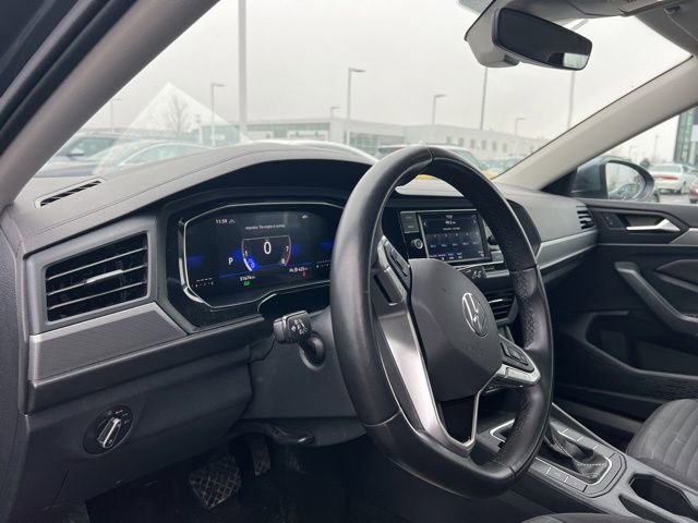 Used 2024 Volkswagen Jetta S image 9