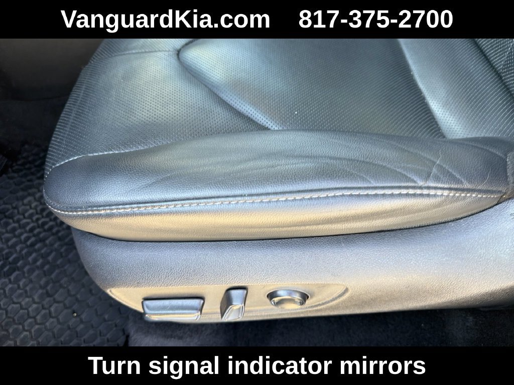 Used 2021 Toyota Highlander Limited FWD image 16