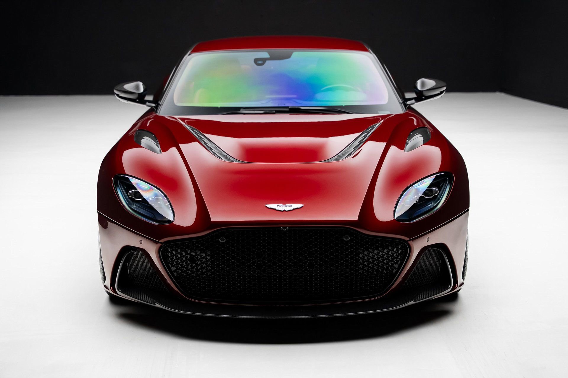 Used 2023 Aston Martin DBS Coupe image 5