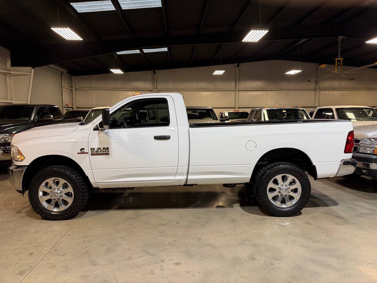 Used 2018 RAM 2500 Tradesman w/ Chrome Appearance Group AWD/4WD image 10