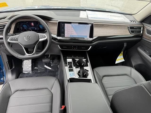 New 2025 Volkswagen Atlas SEL image 15