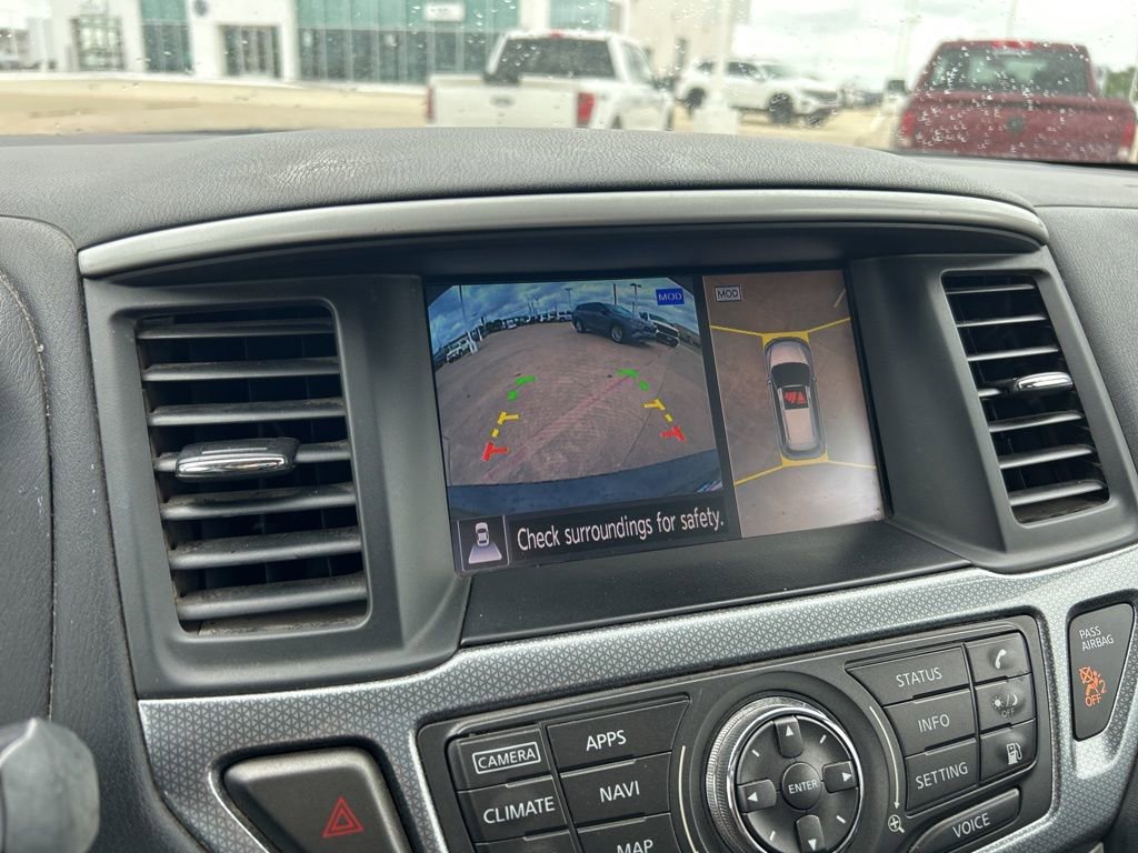 Used 2019 Nissan Pathfinder SL w/ Cargo Package image 23