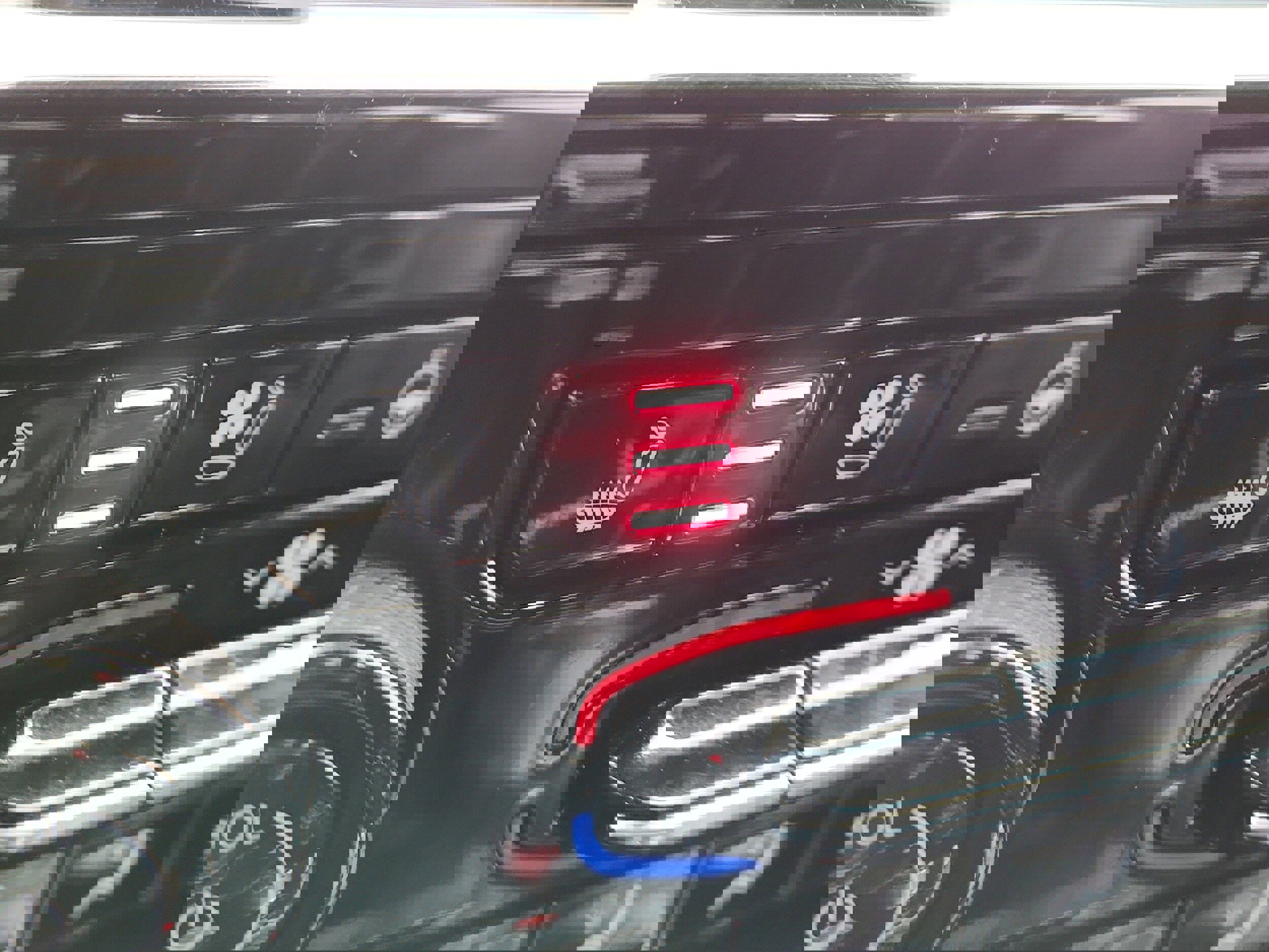 Used 2024 Jeep Grand Cherokee Overland image 23