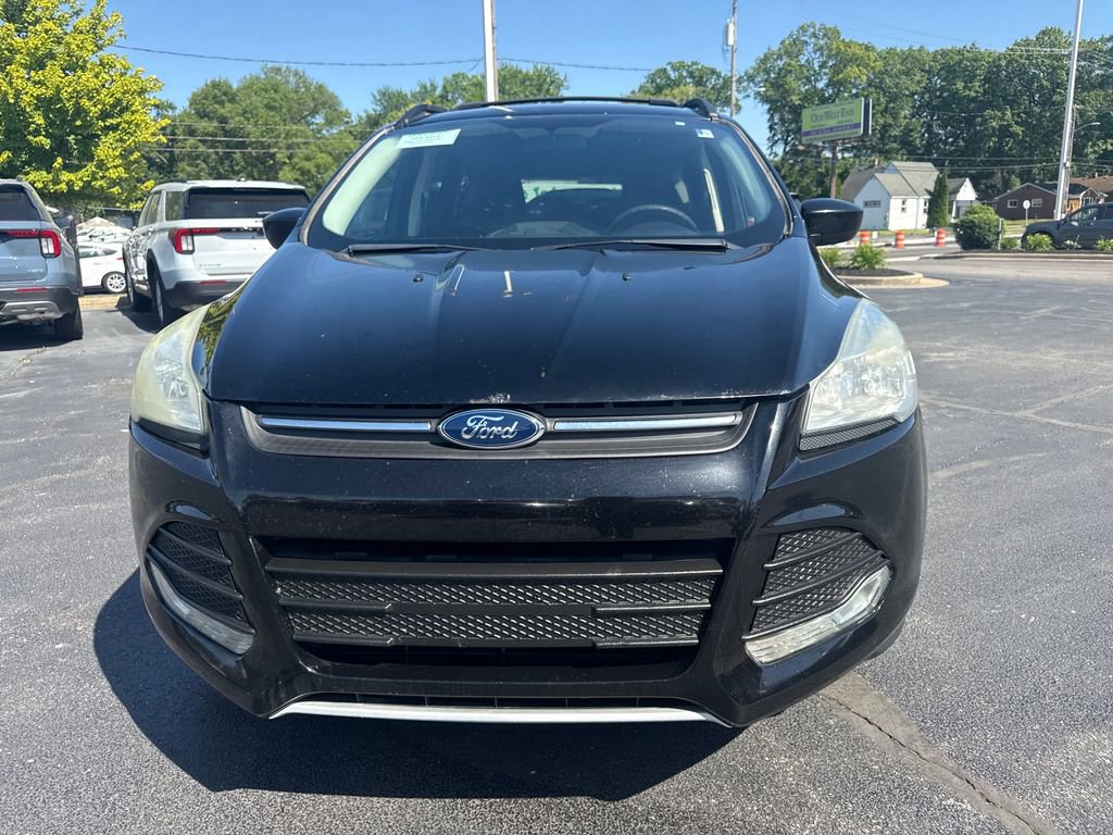Used 2016 Ford Escape SE w/ Equipment Group 201A FWD image 3