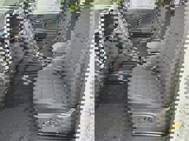 New 2026 GMC Canyon Elevation w/ Convenience Package image 9