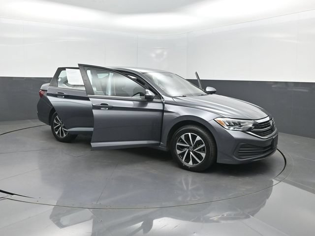 Used 2023 Volkswagen Jetta S FWD image 32