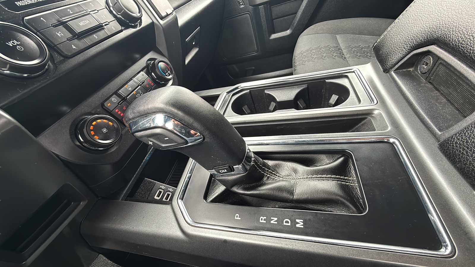 Used 2020 Ford F150 XLT w/ Equipment Group 302A Luxury image 21