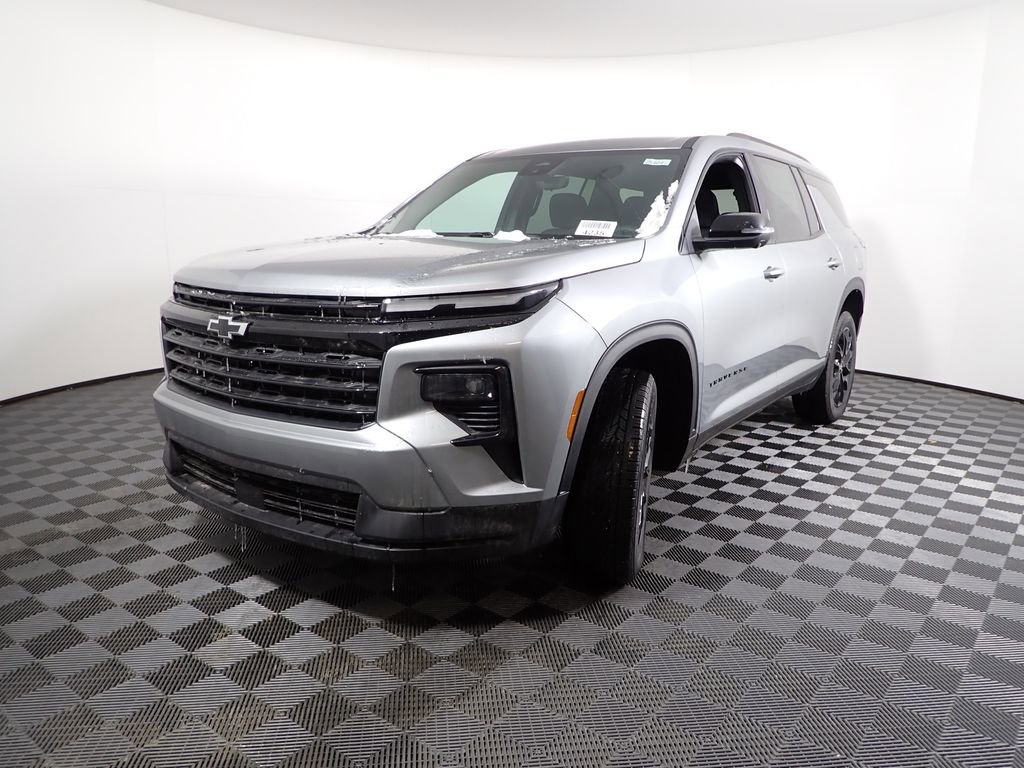 New 2026 Chevrolet Traverse LT w/ Midnight/Sport Edition image 2