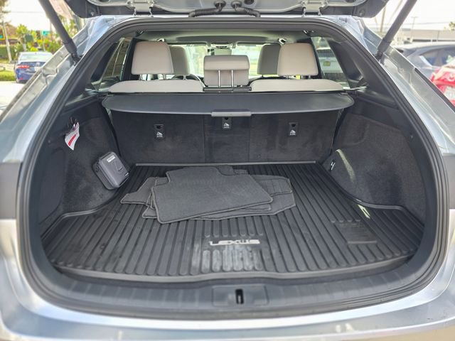 Used 2023 Lexus RX 350h w/ Accessory Package (2T) AWD/4WD image 12