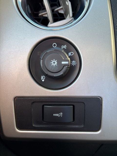 Used 2014 Ford F150 Lariat w/ Equipment Group 502A Luxury image 17