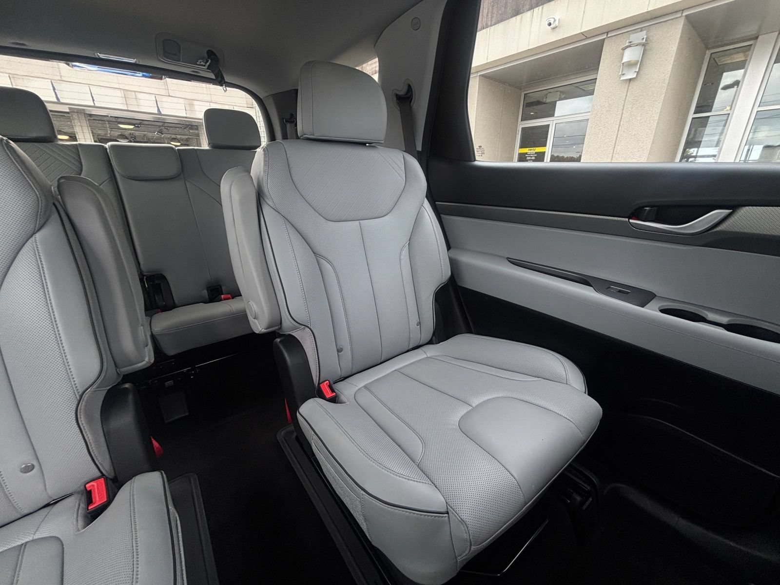 Used 2025 Hyundai Palisade SEL AWD/4WD image 40
