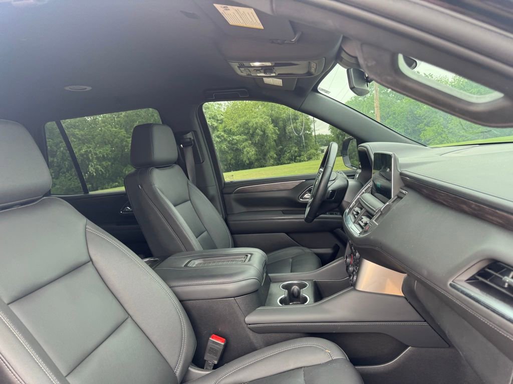 Certified 2024 Chevrolet Tahoe LT w/ Luxury Package RWD image 8