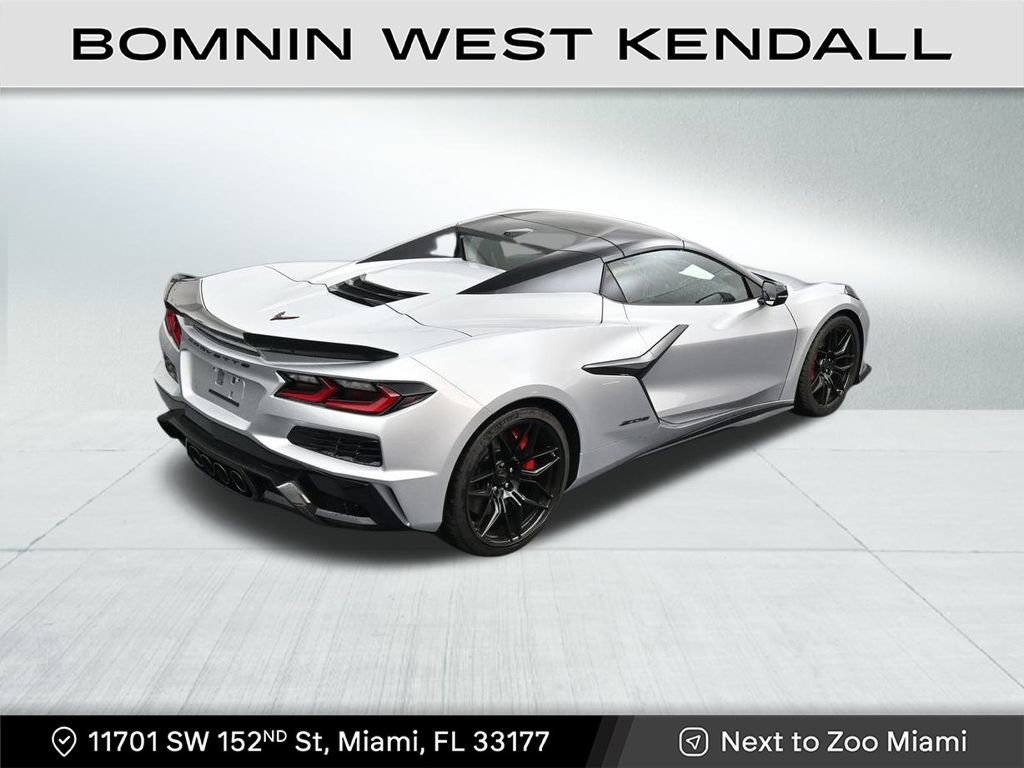 Used 2026 Chevrolet Corvette Z06 w/ Stealth Interior Trim Package image 16