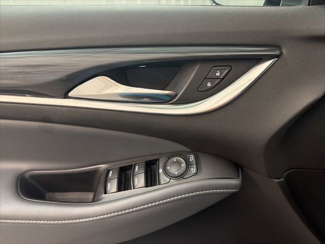 Used 2021 Buick Enclave Essence FWD image 14