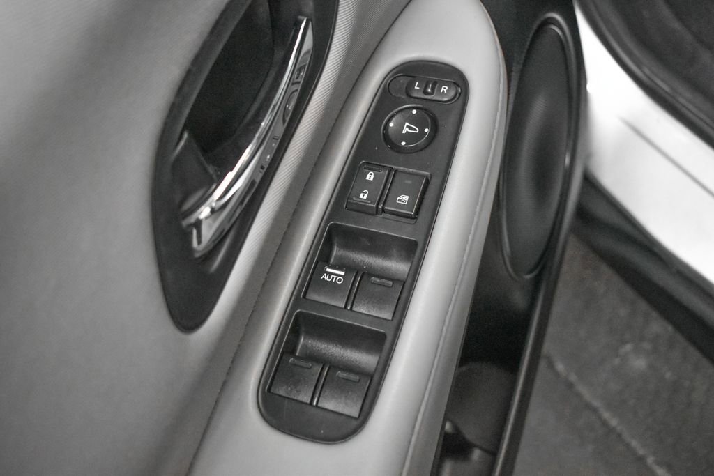 Used 2016 Honda HR-V LX image 20