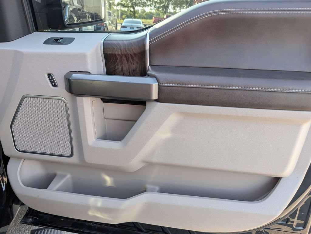 Used 2019 Ford F150 Limited AWD/4WD image 36