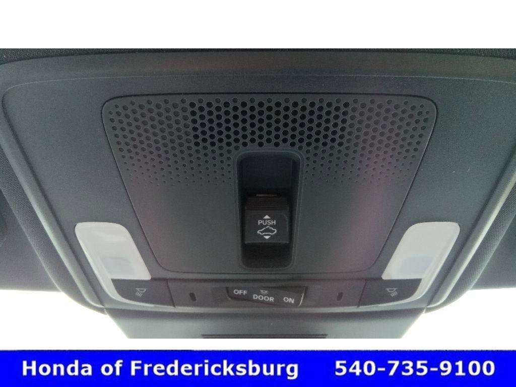 Certified 2025 Honda Civic Sport image 28