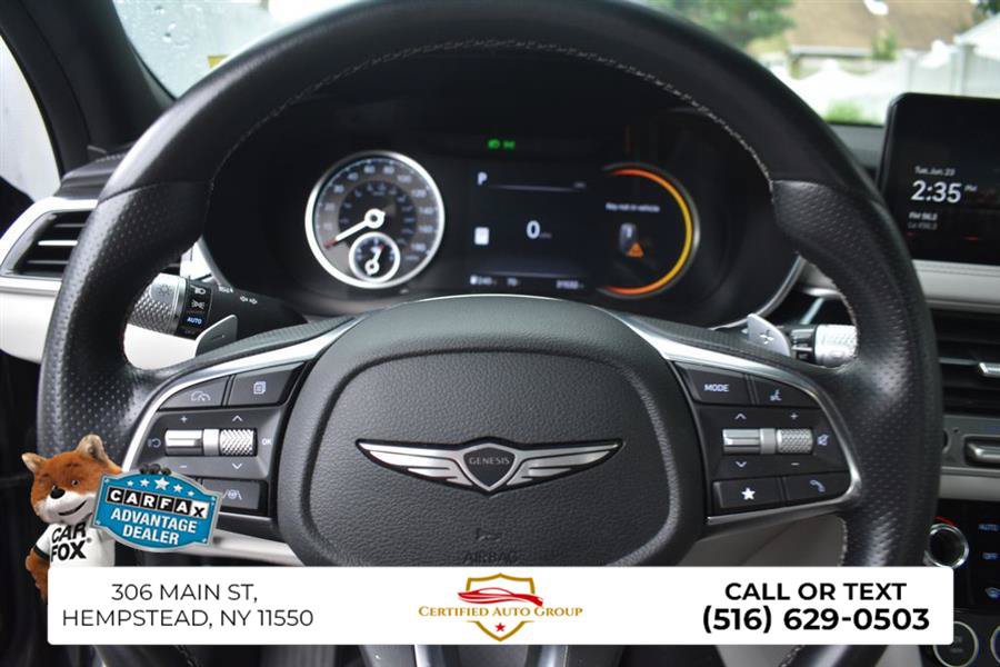 Used 2025 Genesis G70 2.5T image 14