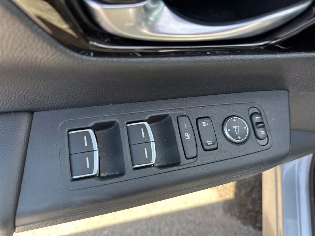 Used 2025 Honda CR-V EX-L image 41