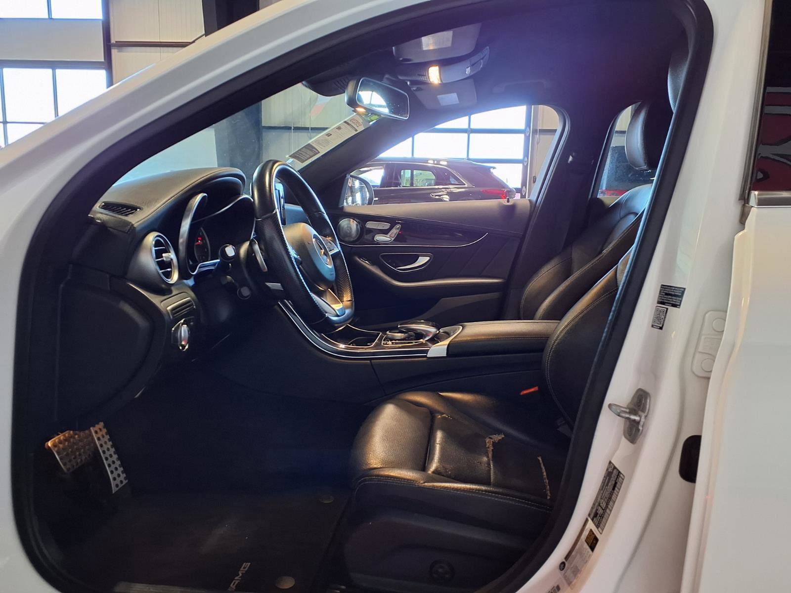 Used 2015 Mercedes-Benz C 300 4MATIC Sedan image 15