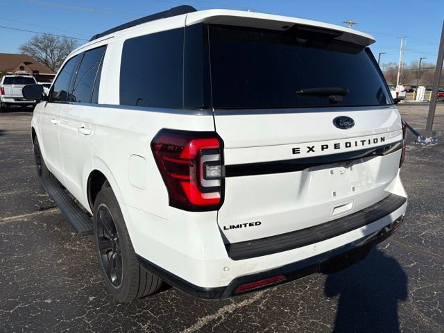 Used 2023 Ford Expedition Limited image 8
