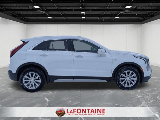 Used 2022 Cadillac XT4 Premium Luxury w/ Cold Weather Package image 6