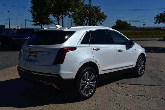Used 2025 Cadillac XT5 Premium Luxury image 5